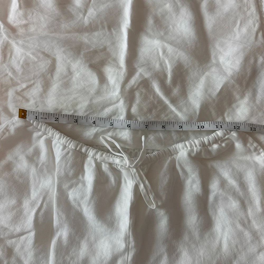 Reformation Linen Set - Picture 4 of 10